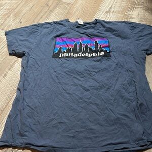 Patagonia Philadelphia  XXL t shirt